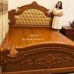 Giường hoàng gia bọc đệm gỗ gõ đỏ dài 2m rộng 1m8