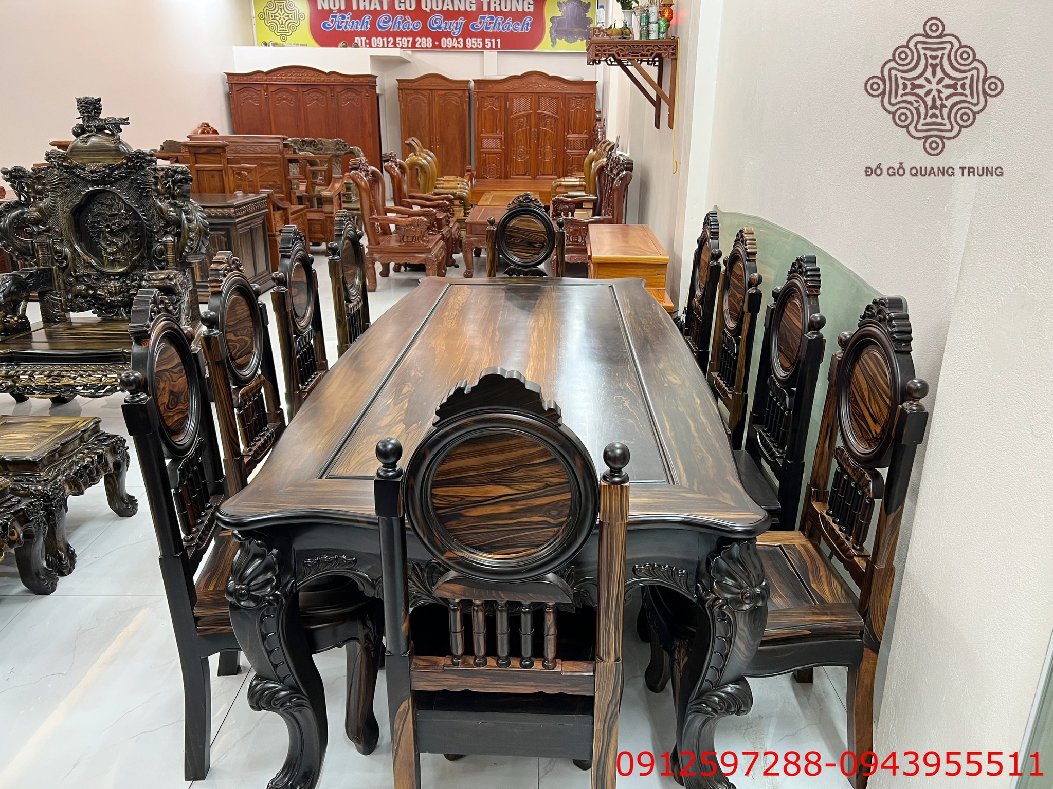 Bộ bàn ăn Louis dáng Pháp gỗ mun hoa Lào 10 ghế