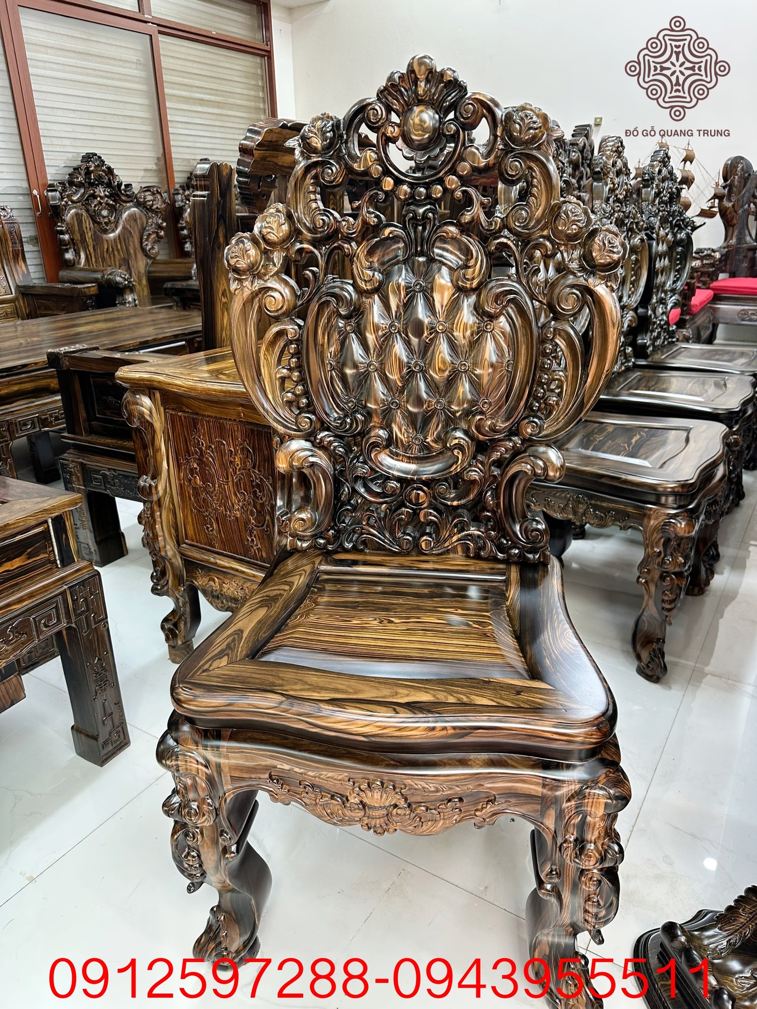 Siêu Phẩm Bàn Ăn Luis Hoàng Gia Gỗ Mun Hoa Lào 10 Ghế