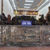 kệ tivi luis hoàng gia gỗ mun hoa Lào
