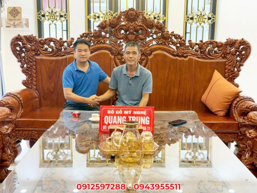 Bàn giao bộ bàn ghế Louis Hoàng Gia Tân Cổ Điển gỗ gõ đỏ đặc nguyên khối đến biệt thự tại Nho Quan, Ninh Bình